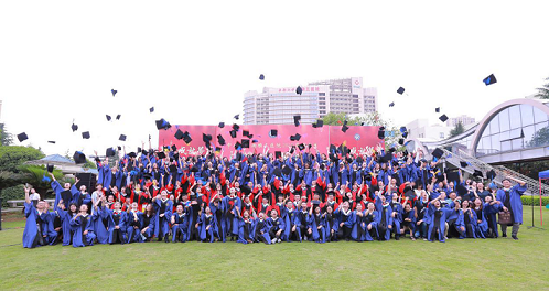 湘雅三医院举行2018届研究生毕业典礼暨学位授予仪式