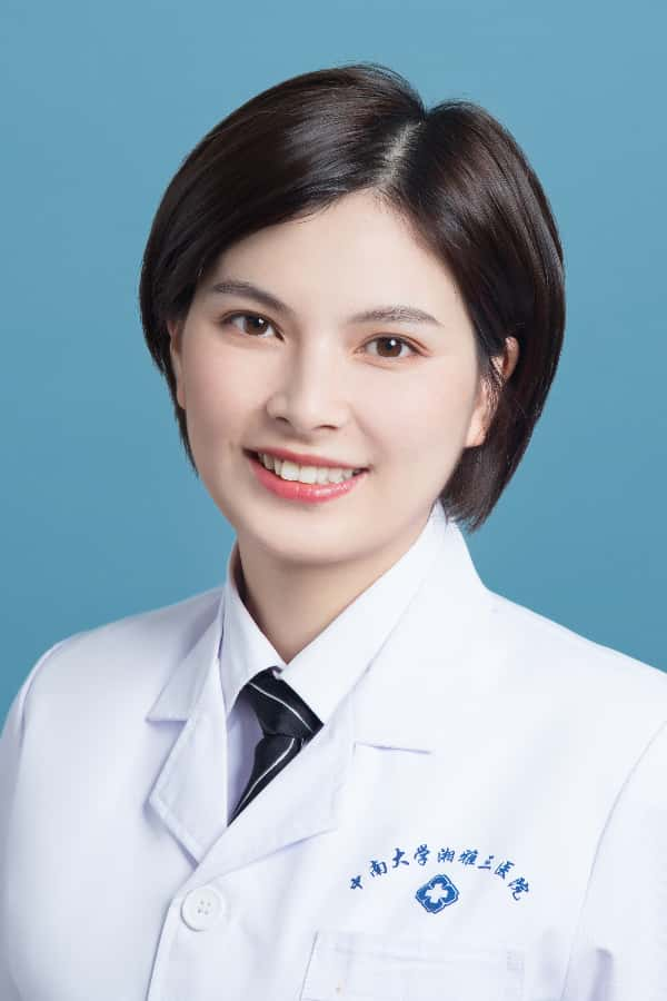 黄双英